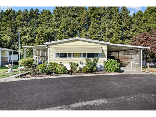 $87,500 | 1225 West 10th Avenue, Unit 50, Junction City, OR 97448