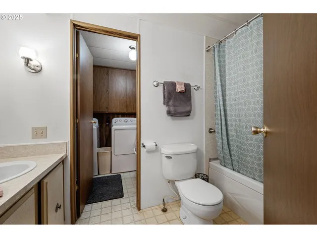 $95,000 | 1225 West 10th Avenue, Unit 50, Junction City, OR 97448