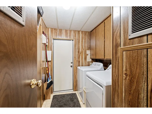 $95,000 | 1225 West 10th Avenue, Unit 50, Junction City, OR 97448