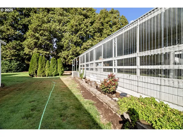 $95,000 | 1225 West 10th Avenue, Unit 50, Junction City, OR 97448