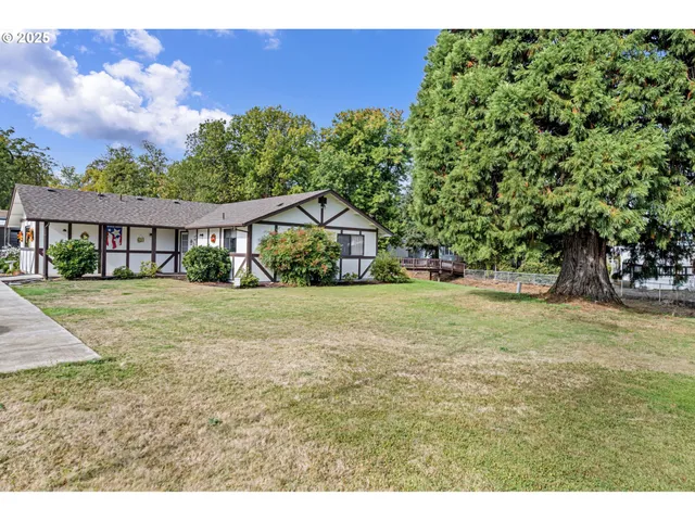 $95,000 | 1225 West 10th Avenue, Unit 50, Junction City, OR 97448