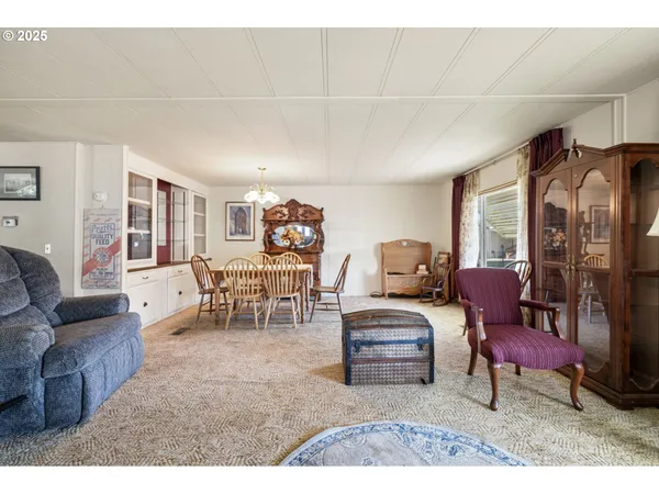 $87,500 | 1225 West 10th Avenue, Unit 50, Junction City, OR 97448