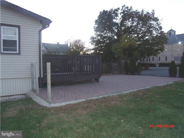 4 Tuttle Avenue Hamilton, NJ 08629 - Photo 3 of 16 Exterior Back