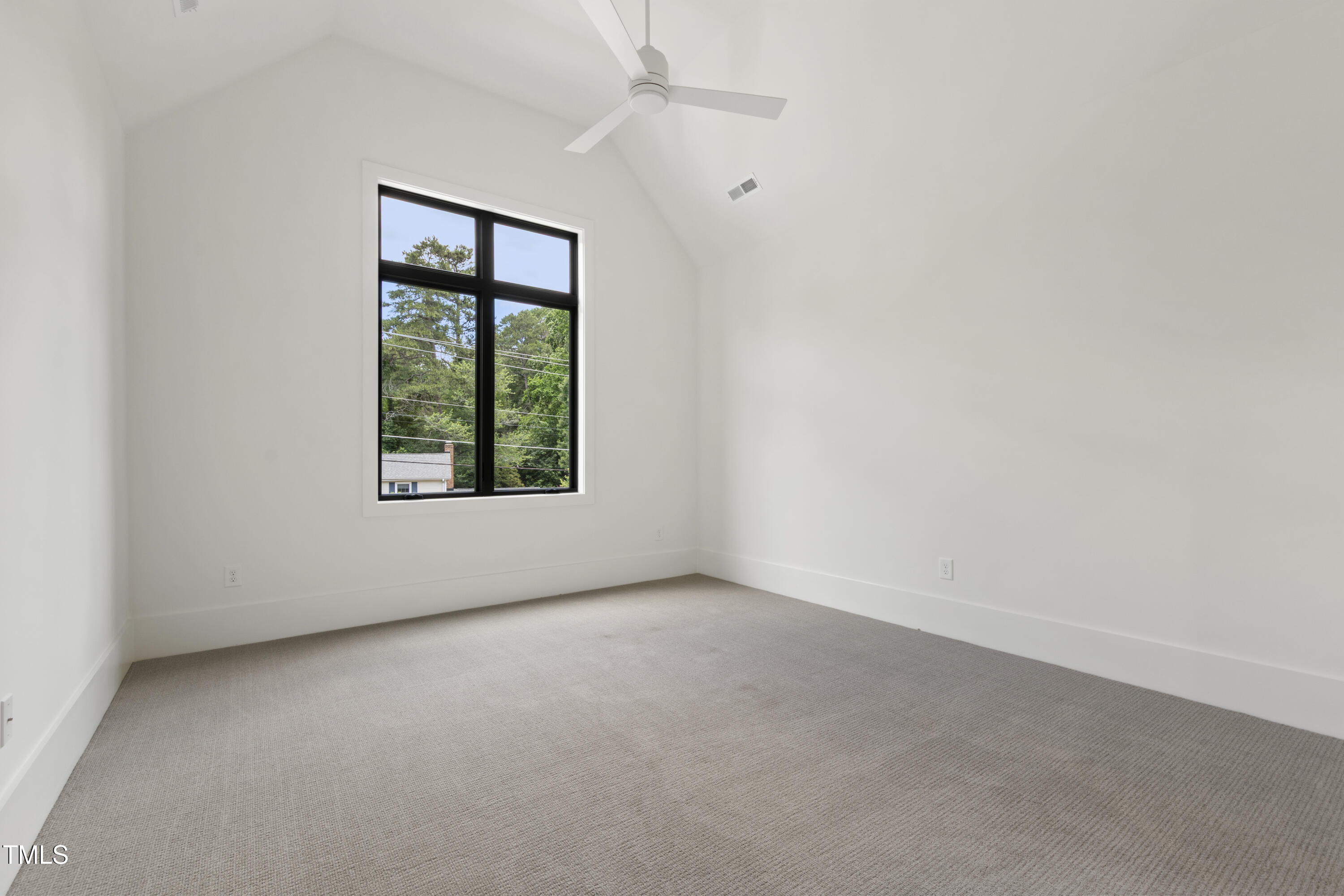 5208 Knollwood Road Raleigh, NC 27609 - Photo 51 of 62 Knollwood (38)