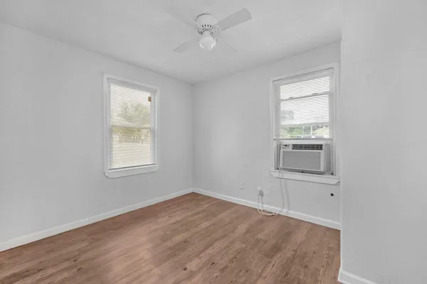 $1,250 | 2101 West Romana Street, Unit A, Pensacola, FL 32502