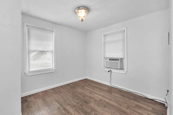 $1,250 | 2101 West Romana Street, Unit A, Pensacola, FL 32502