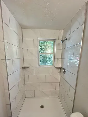 $1,250 | 2101 West Romana Street, Unit A, Pensacola, FL 32502