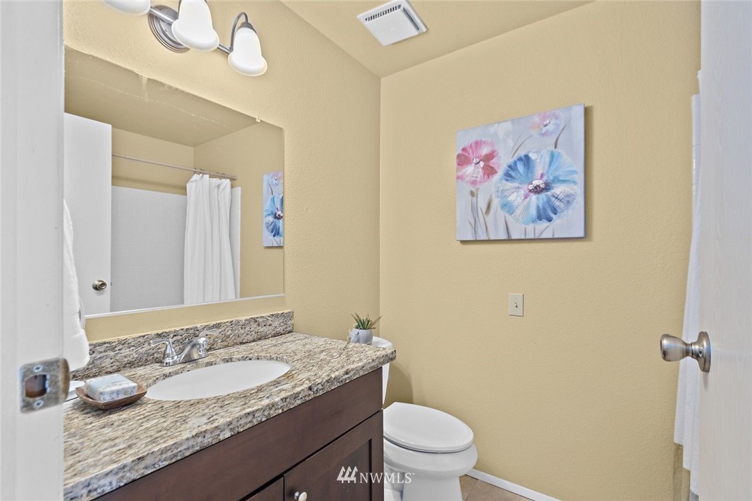 2102 Whitman Avenue Northeast Renton, WA 98059 - Photo 11 of 30 Gallery Image 11