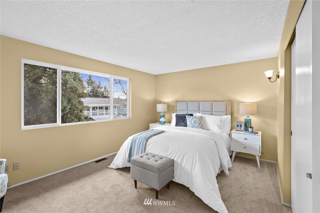 2102 Whitman Avenue Northeast Renton, WA 98059 - Photo 14 of 30 Gallery Image 14