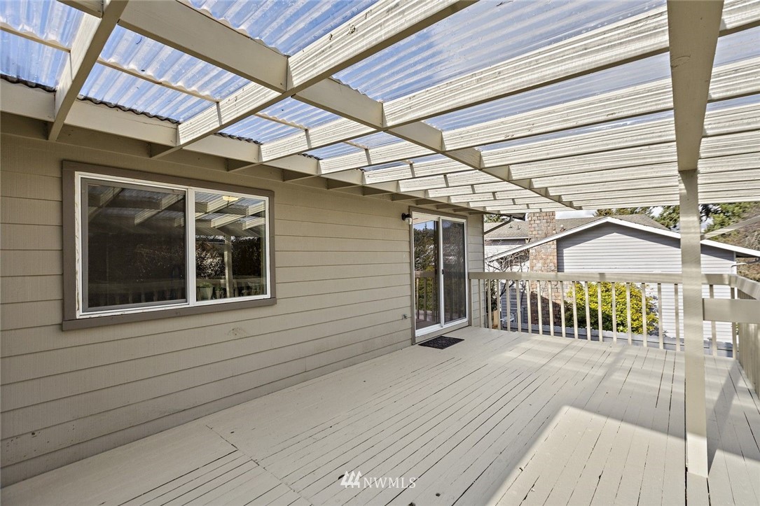 2102 Whitman Avenue Northeast Renton, WA 98059 - Photo 28 of 30 Gallery Image 28