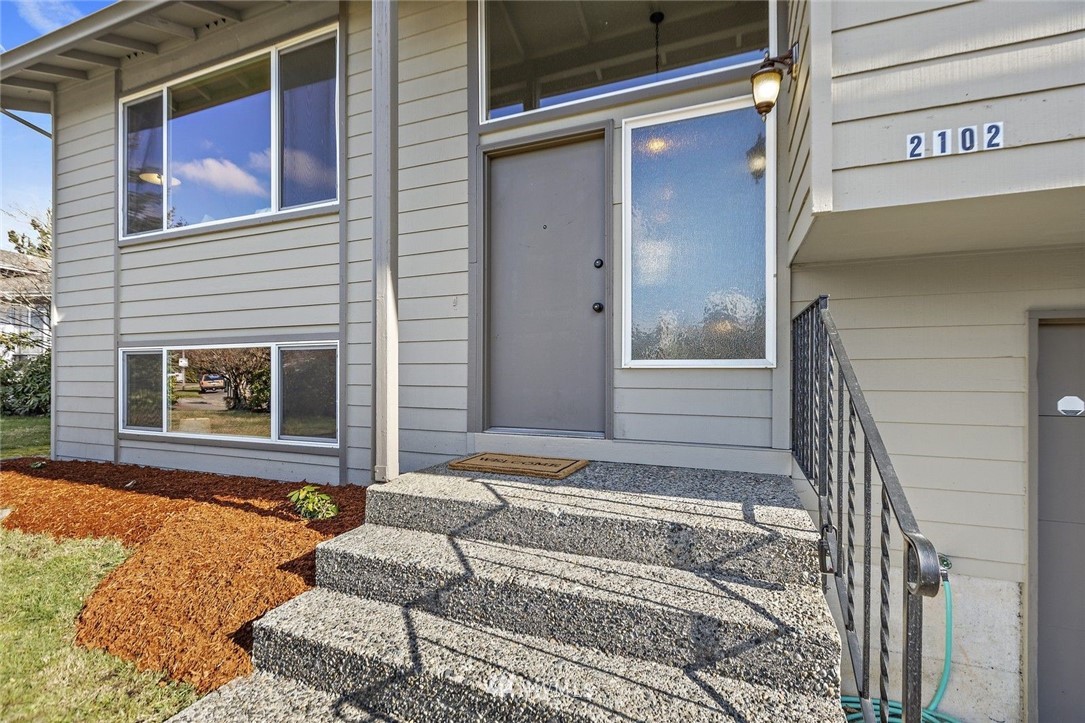 2102 Whitman Avenue Northeast Renton, WA 98059 - Photo 29 of 30 Gallery Image 29
