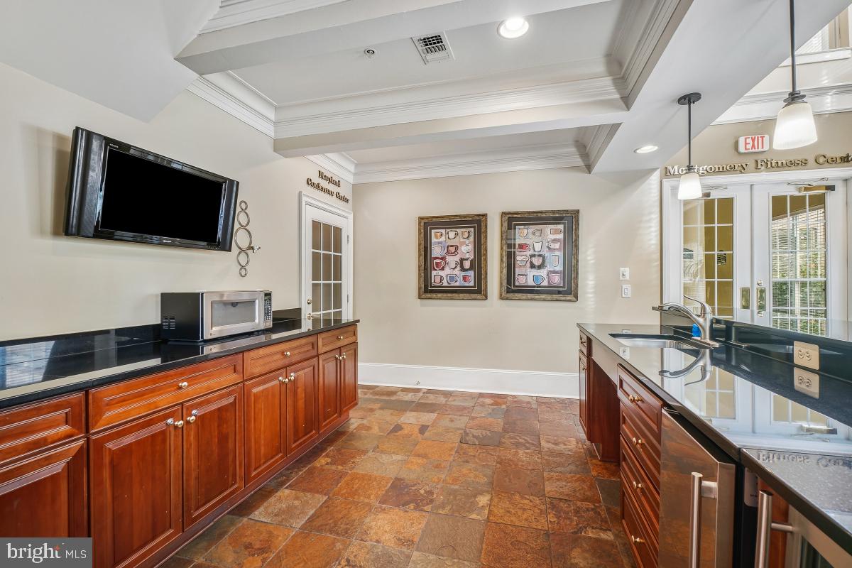 11800 Old Georgetown Road, Unit 1323 North Bethesda, MD 20852 - Photo 20 of 31