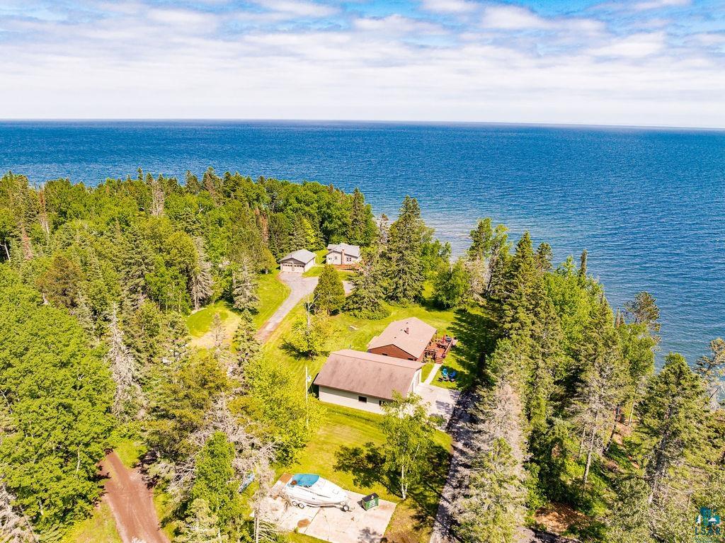 1690 Highway 61 Two Harbors, MN 55616 - Photo 9 of 34