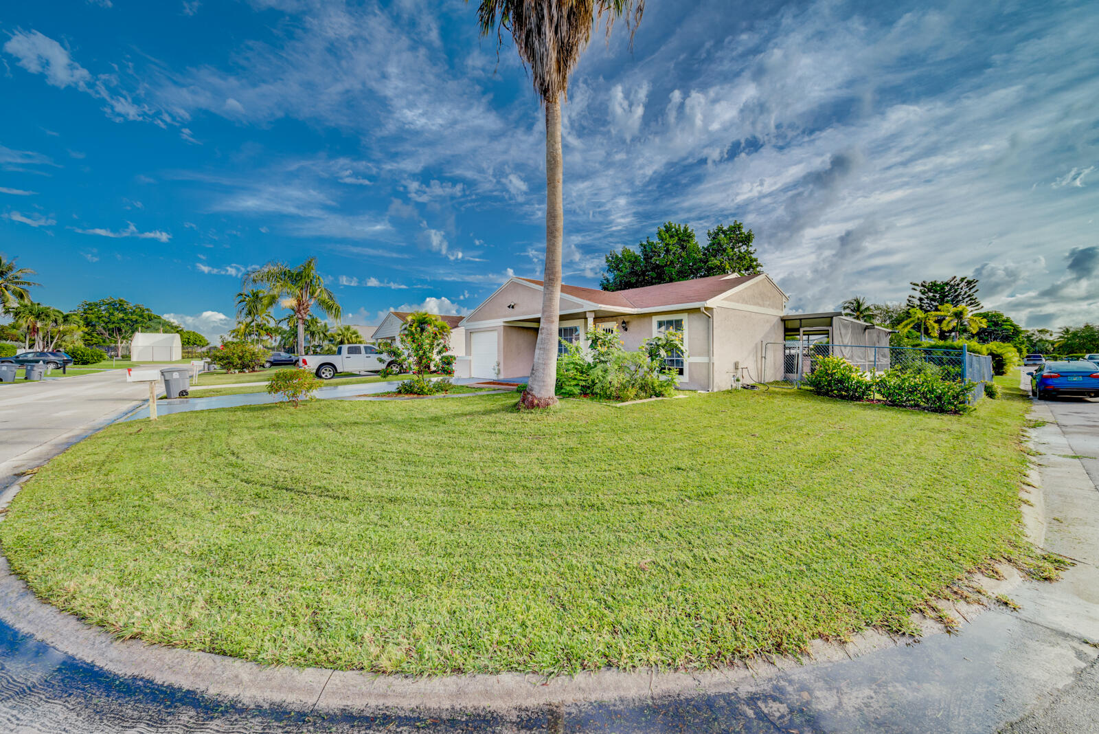 8288 Barnyard Way Boca Raton, FL 33433 - Photo 2 of 22 Exterior 4