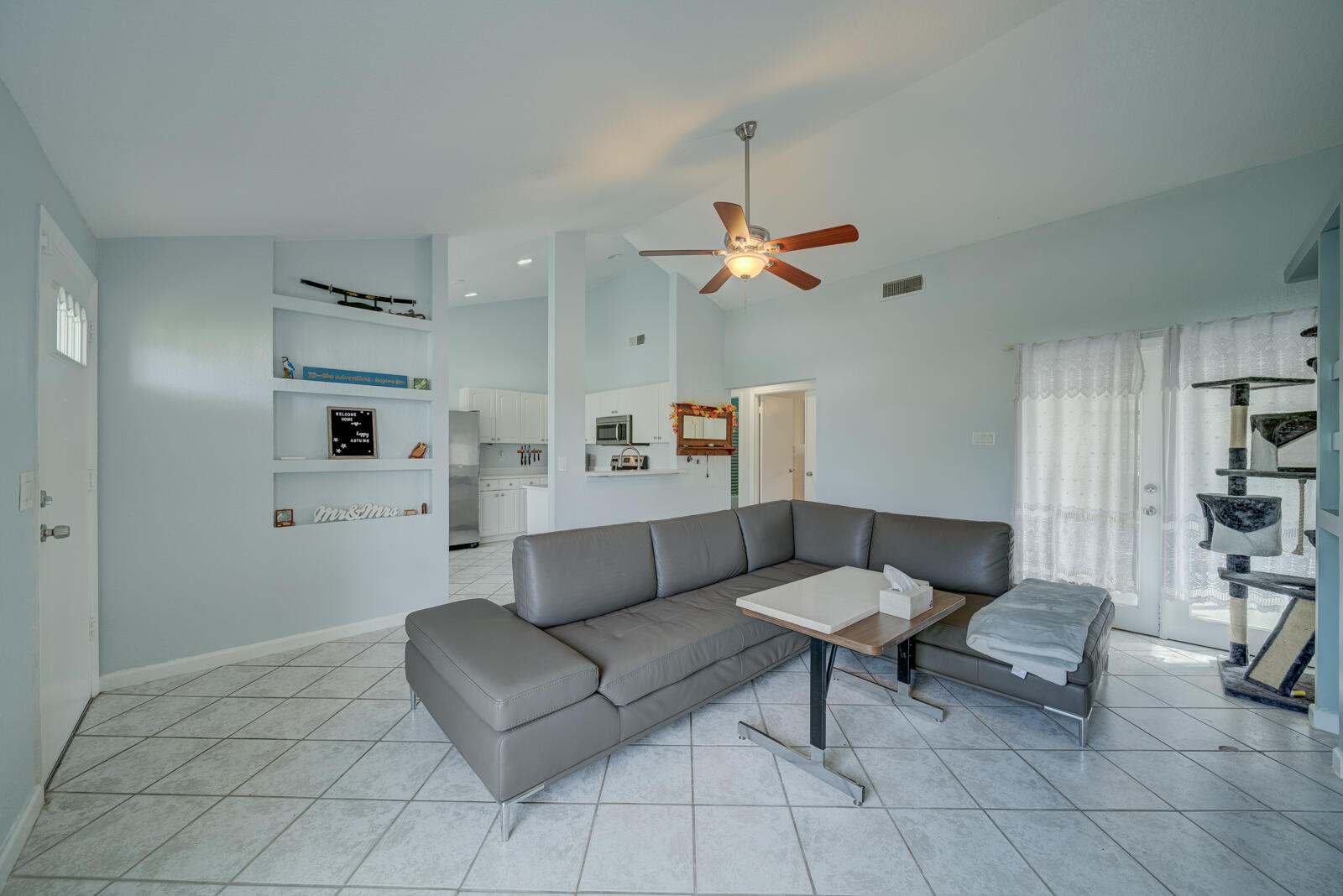 8288 Barnyard Way Boca Raton, FL 33433 - Photo 9 of 22 Living 3