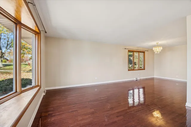 $3,100 | 9S525 Allison Court, Willowbrook, IL 60527