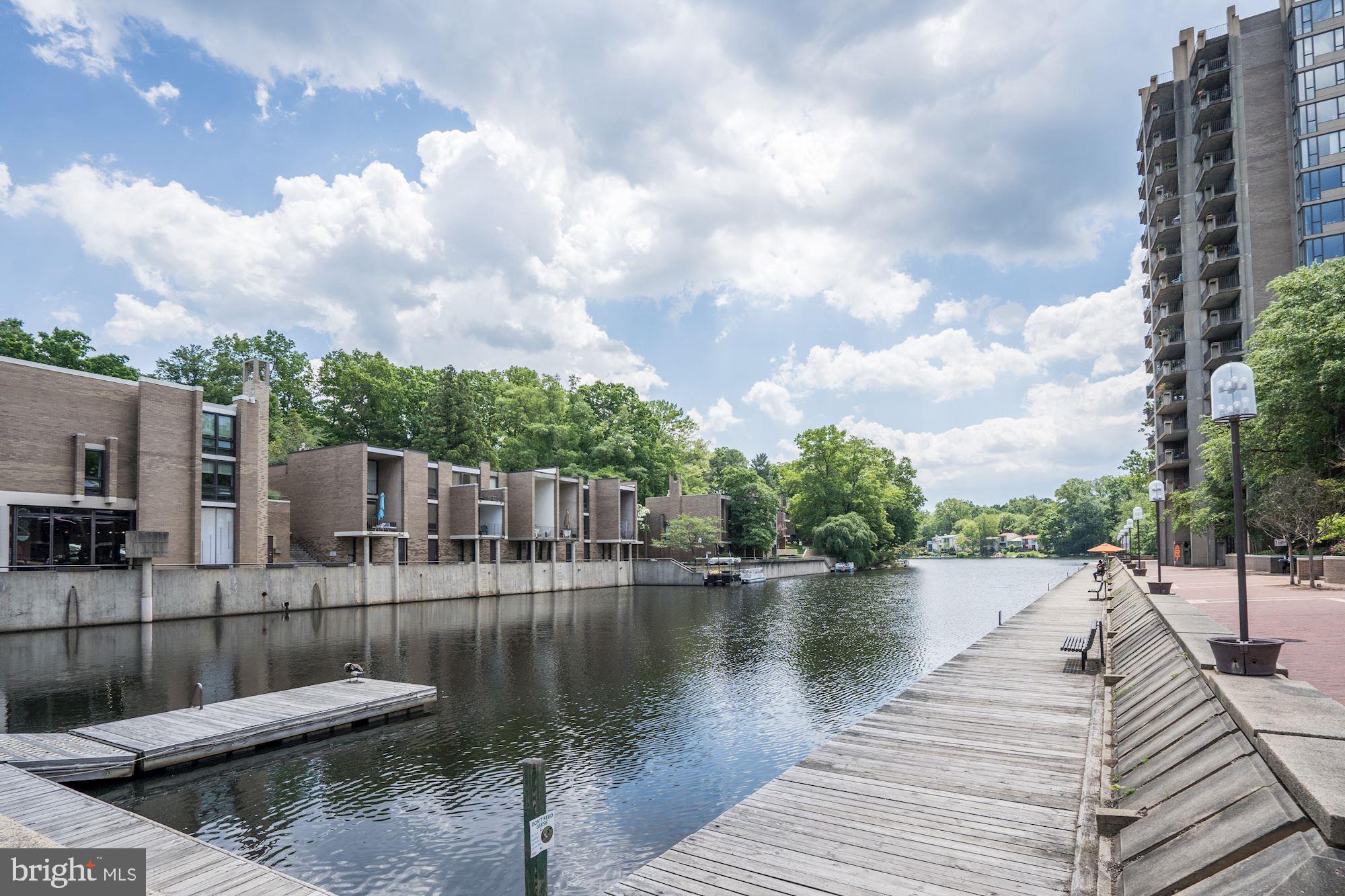 11621 Vantage Hill Road, Unit 12B Reston, VA 20190 - Photo 21 of 23 Gallery Image 21