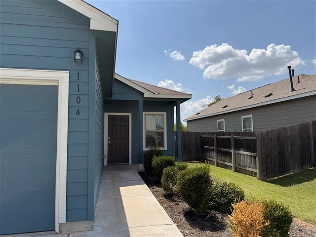 $1,879 | 1104 Boons Creek Street, Georgetown, TX 78626