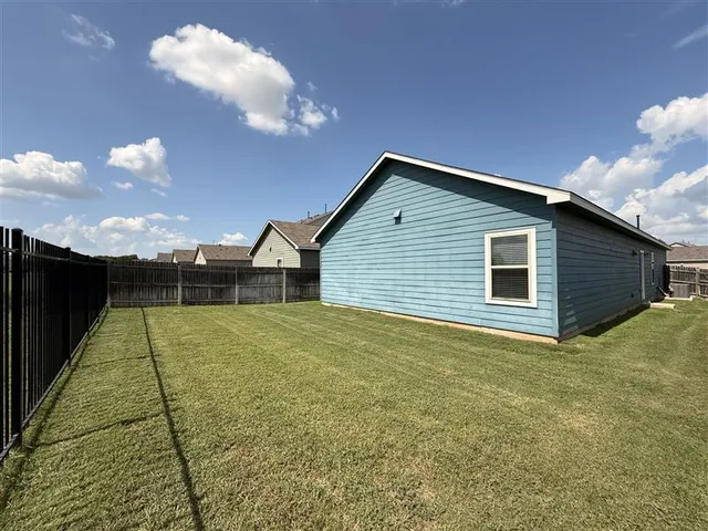 $1,879 | 1104 Boons Creek Street, Georgetown, TX 78626