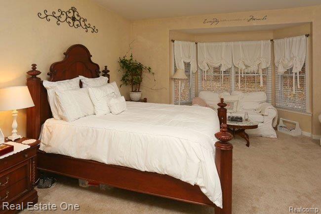 565 Timber Ridge Drive Highland, MI 48357 - Photo 24 of 55 Master BEDROOM