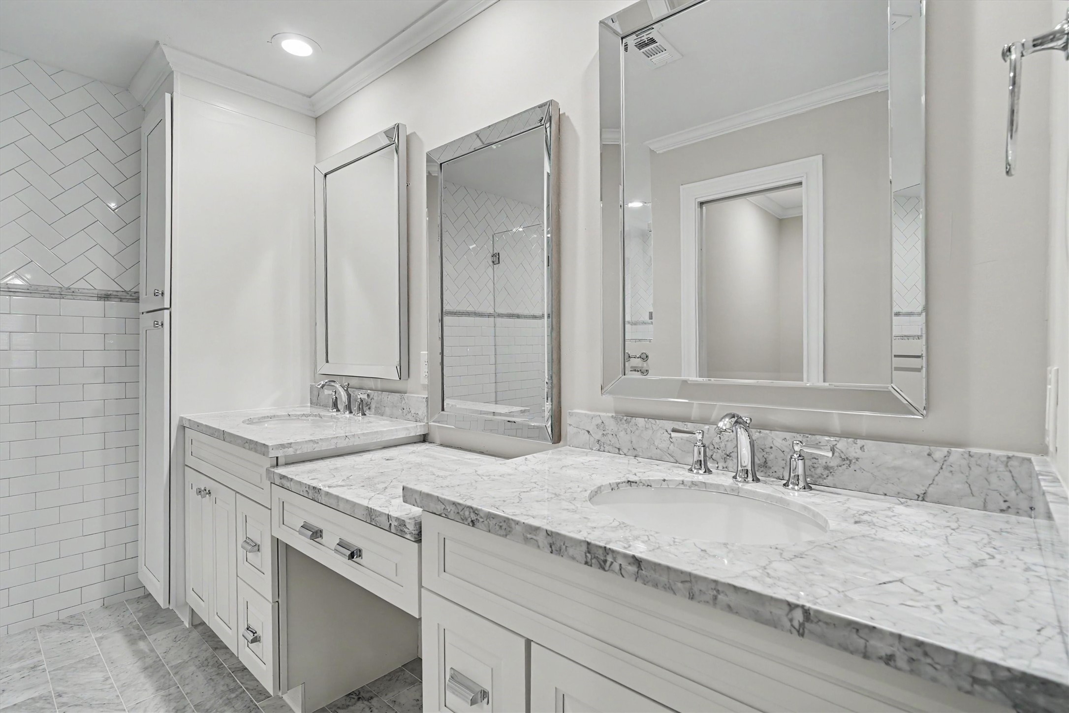 751 Bison Drive Houston, TX 77079 - Photo 20 of 45 a bathroom with a granite countertop sink double and mirror