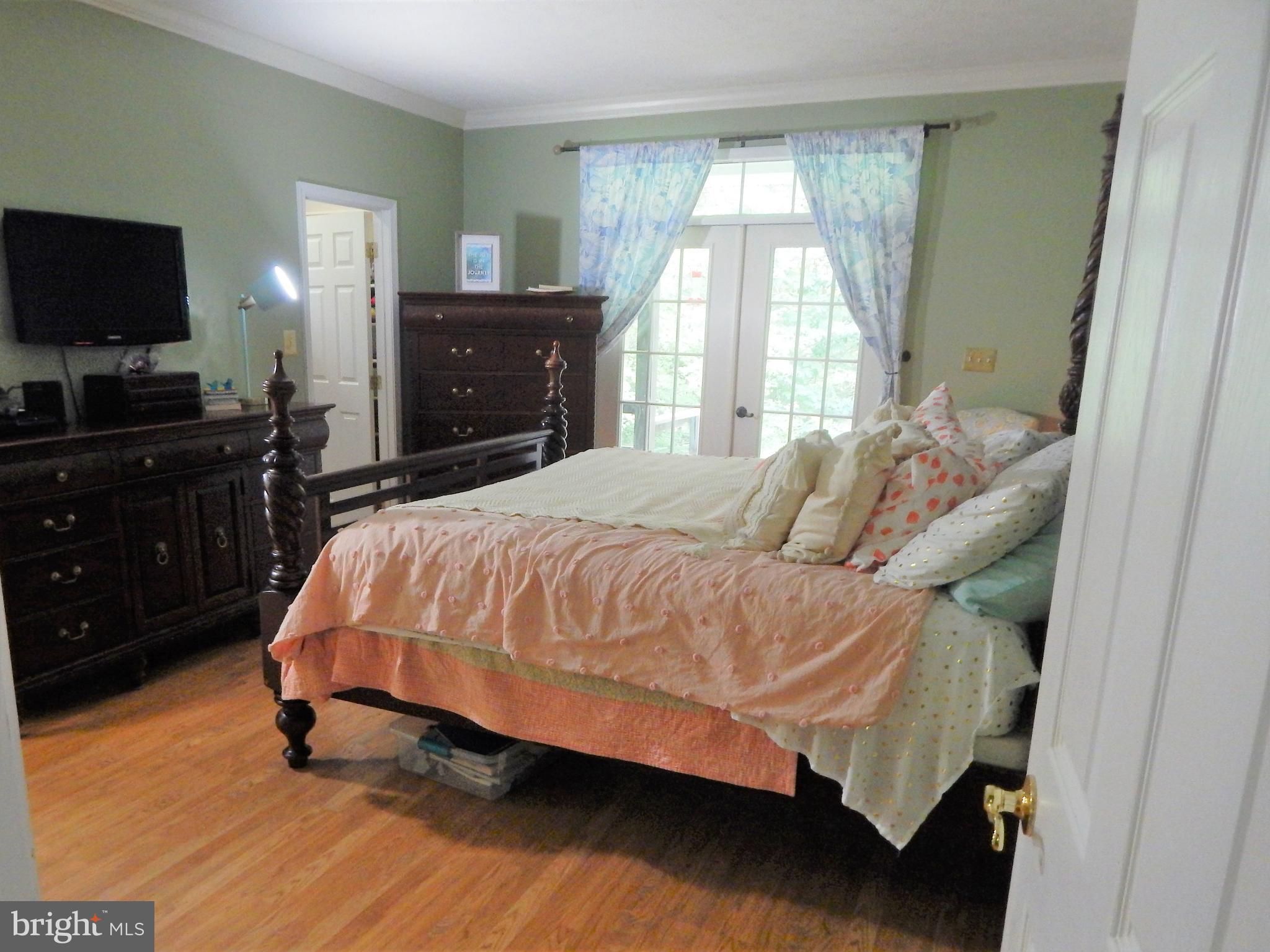 31263 Point Lookout Road Mechanicsville, MD 20659 - Photo 22 of 43 Master bedroom main level