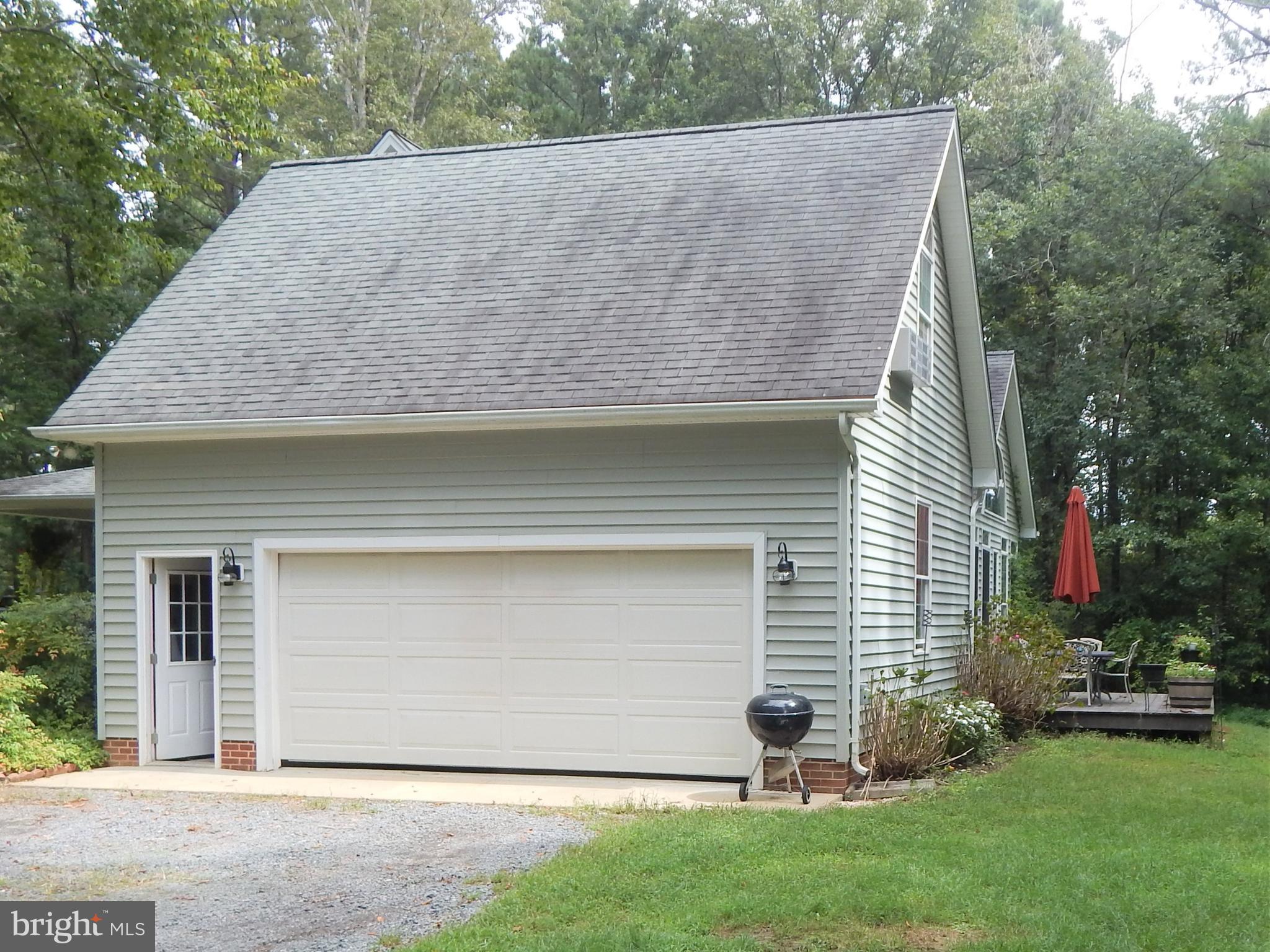 31263 Point Lookout Road Mechanicsville, MD 20659 - Photo 40 of 43 Side load garage