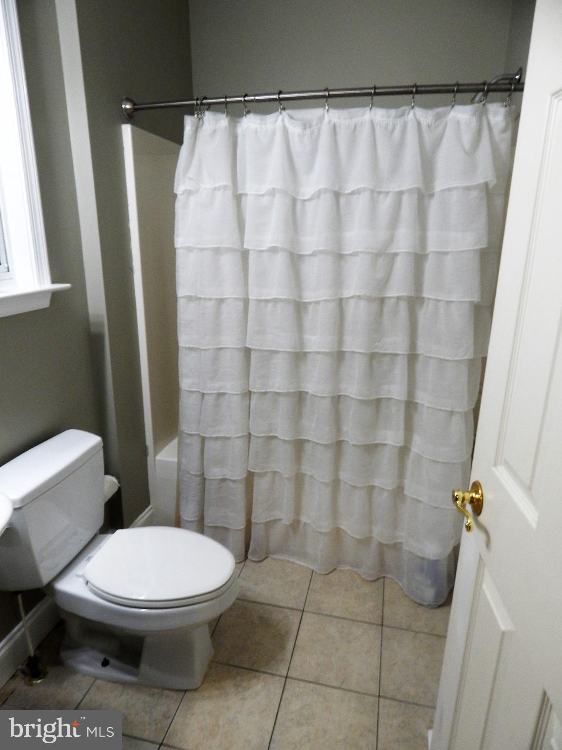 31263 Point Lookout Road Mechanicsville, MD 20659 - Photo 7 of 43 Full bath main level