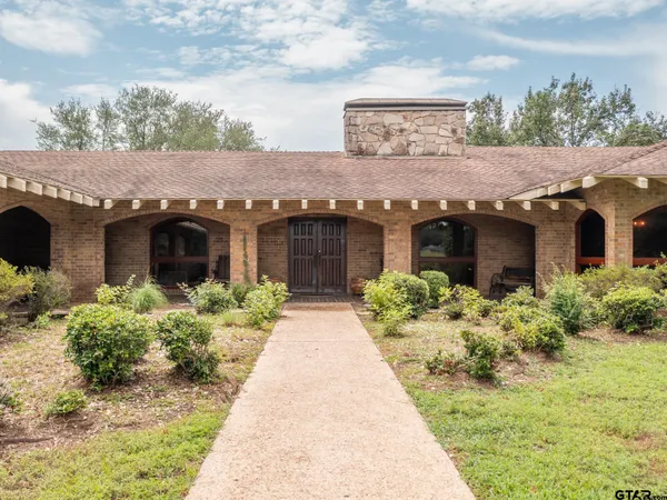 front view of house with a yard