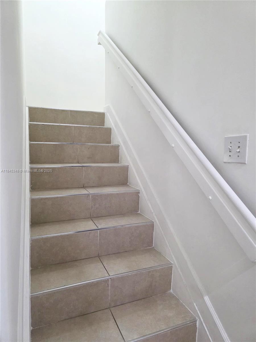 11357 Southwest 230th Terrace Miami, FL 33170 - Photo 12 of 24 a view of entryway
