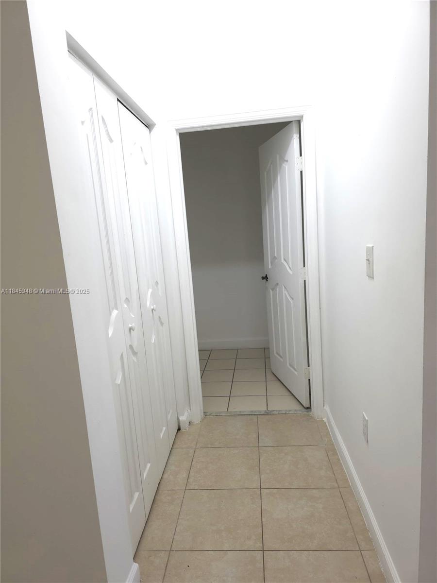 11357 Southwest 230th Terrace Miami, FL 33170 - Photo 8 of 24