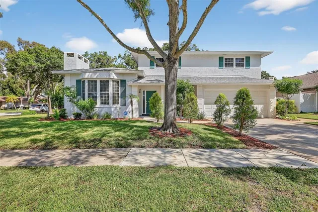 $879,000 | 13961 Oak Forest Boulevard South, Seminole, FL 33776