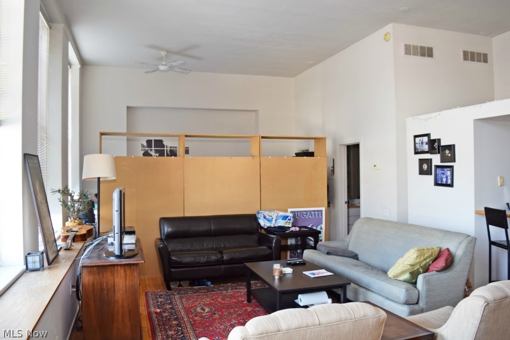2043 Random Road, Unit 108 Cleveland, OH 44106 - Photo 12 of 15