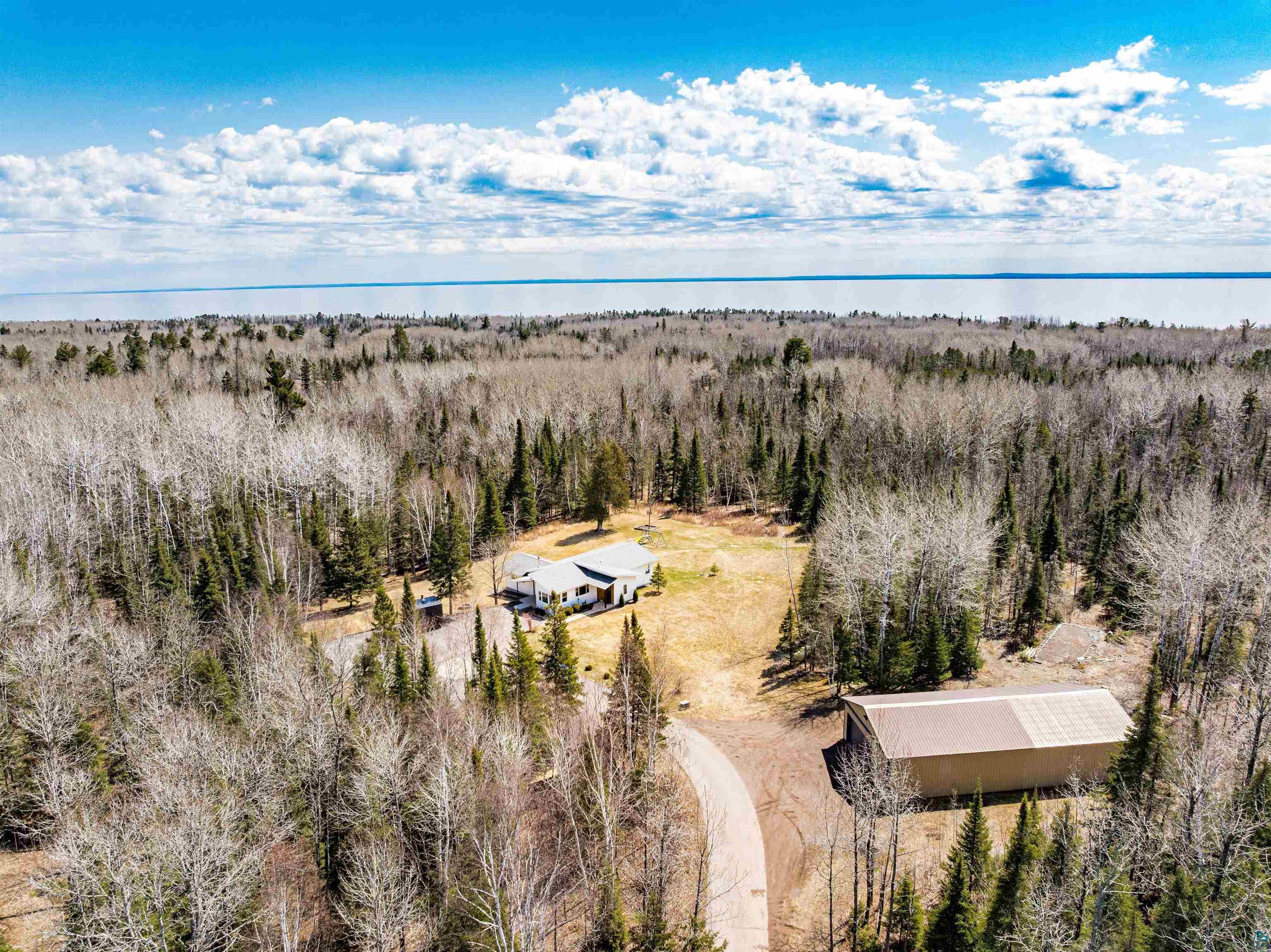 5638 Bergquist Road Duluth, MN 55804 - Photo 3 of 43 Bird's eye view with a view of trees
