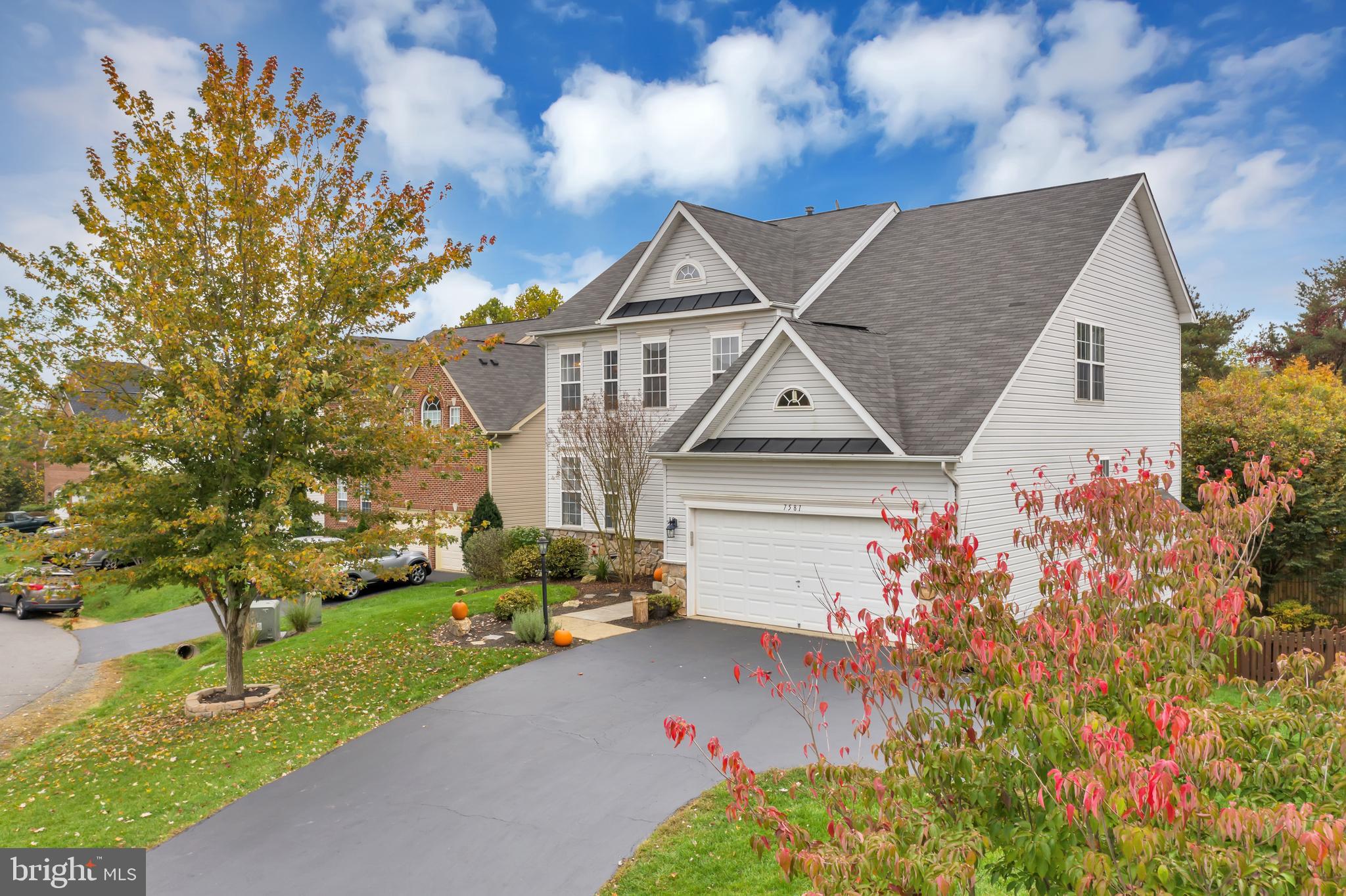 7581 Rio Grande Way Gainesville, VA 20155 - Photo 42 of 52 Low HOA!