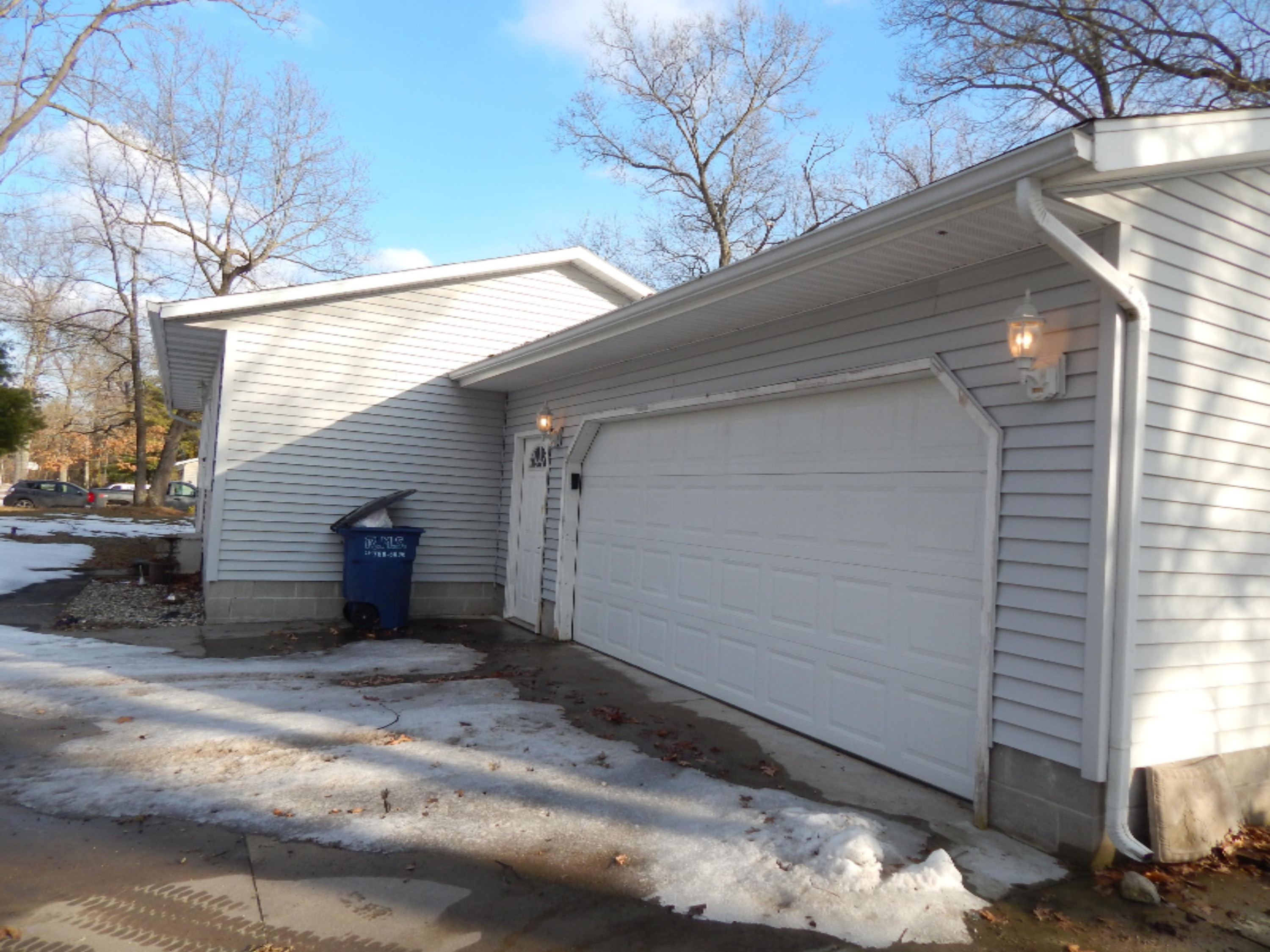 699 West Michigan Road Twin Lake, MI 49457 - Photo 3 of 30 DSCN1421