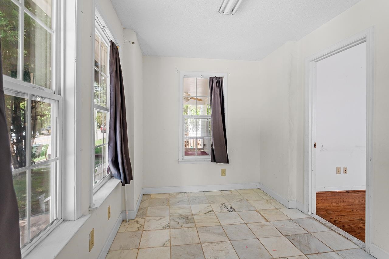 24 Dixie Trail Raleigh, NC 27607 - Photo 10 of 38 Photo 10