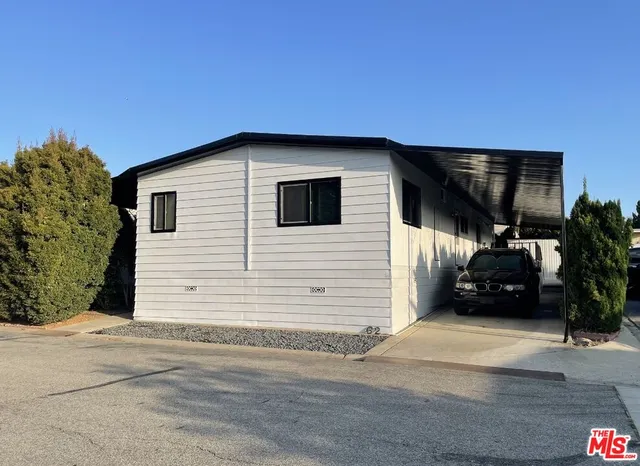 a view of a car garage
