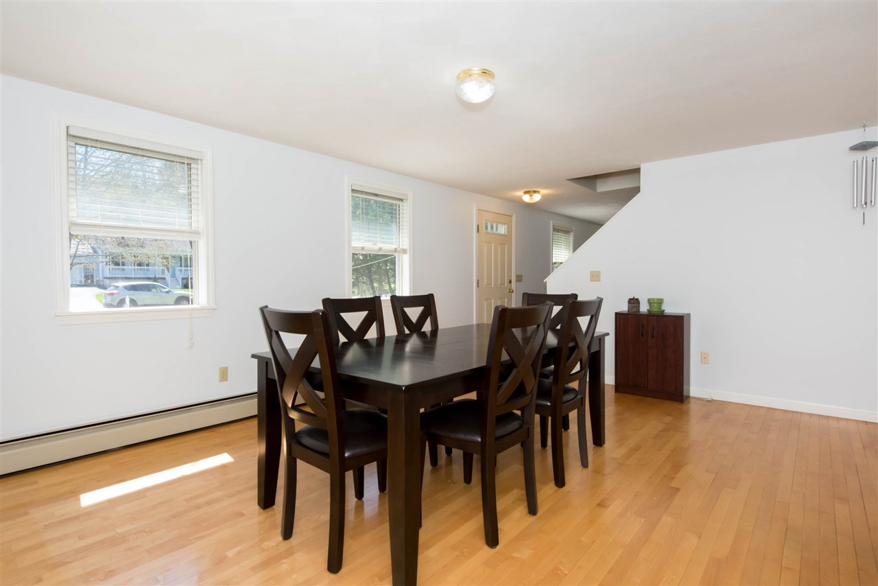 19 Capitol Circle Rochester, NH 03867 - Photo 11 of 33