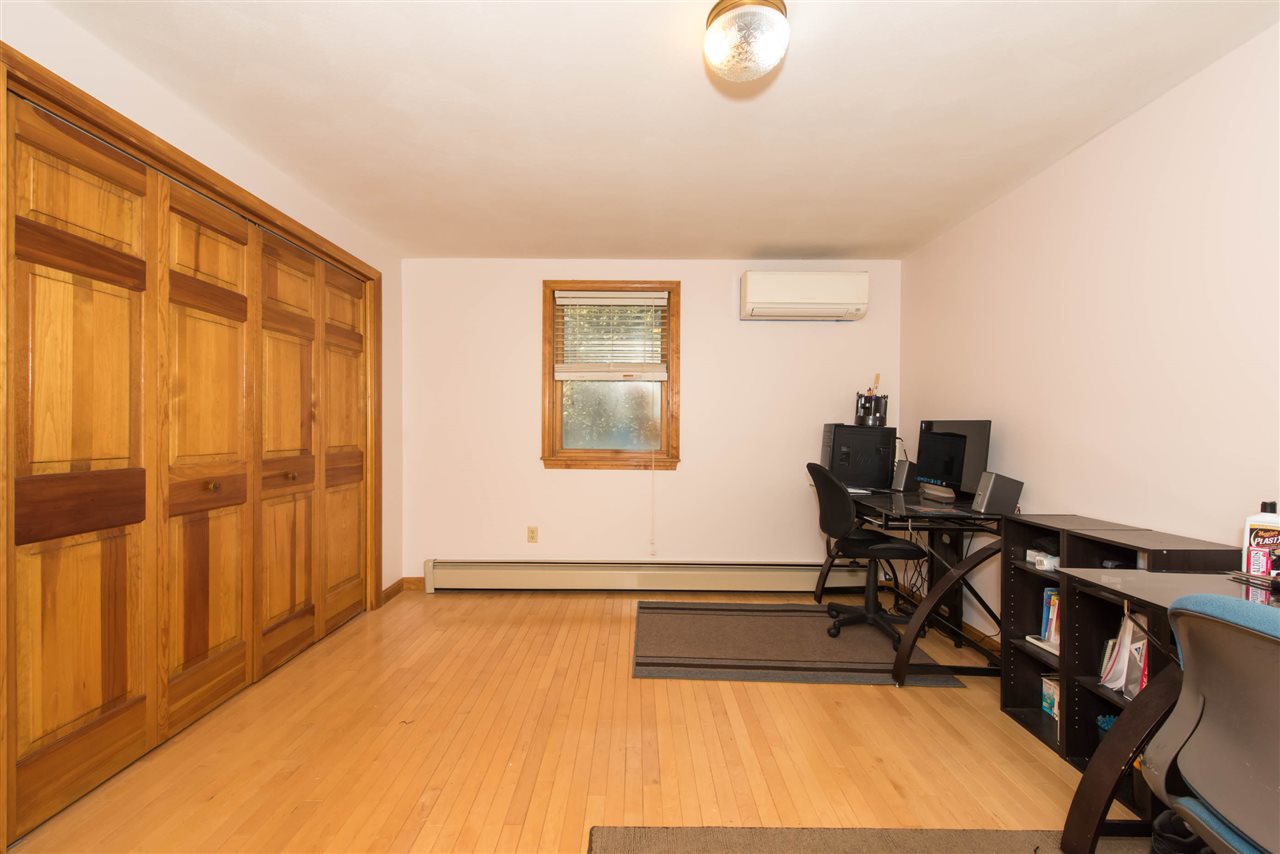 19 Capitol Circle Rochester, NH 03867 - Photo 21 of 33
