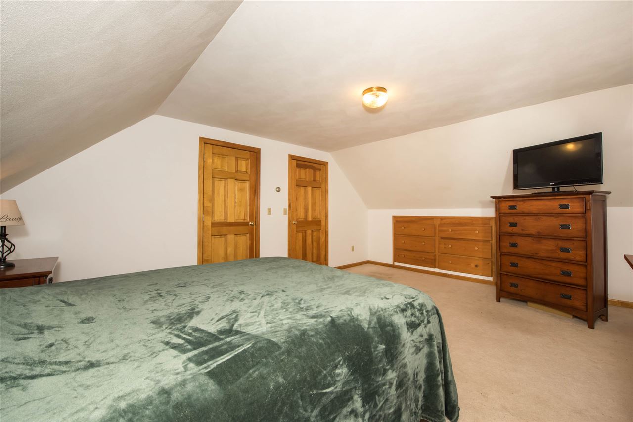 19 Capitol Circle Rochester, NH 03867 - Photo 25 of 33