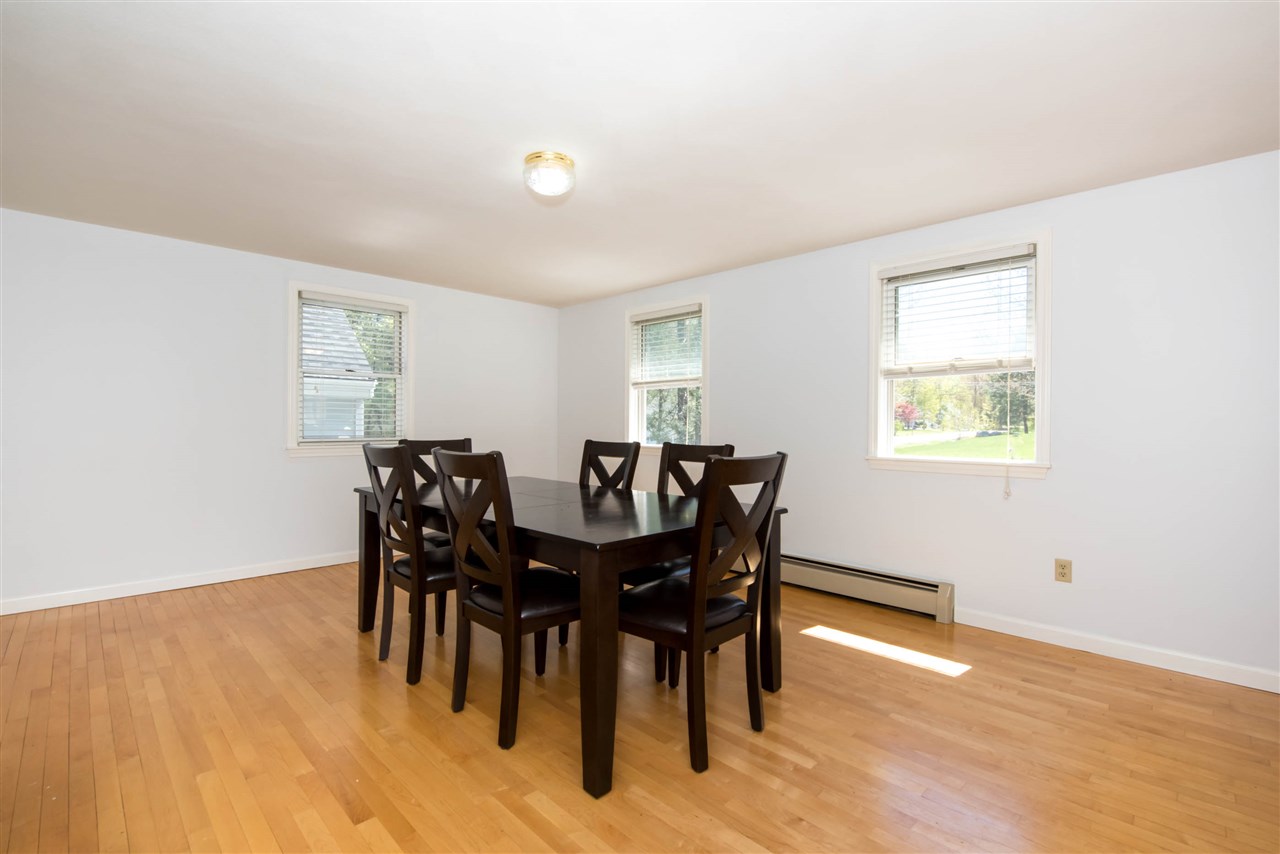 19 Capitol Circle Rochester, NH 03867 - Photo 10 of 33