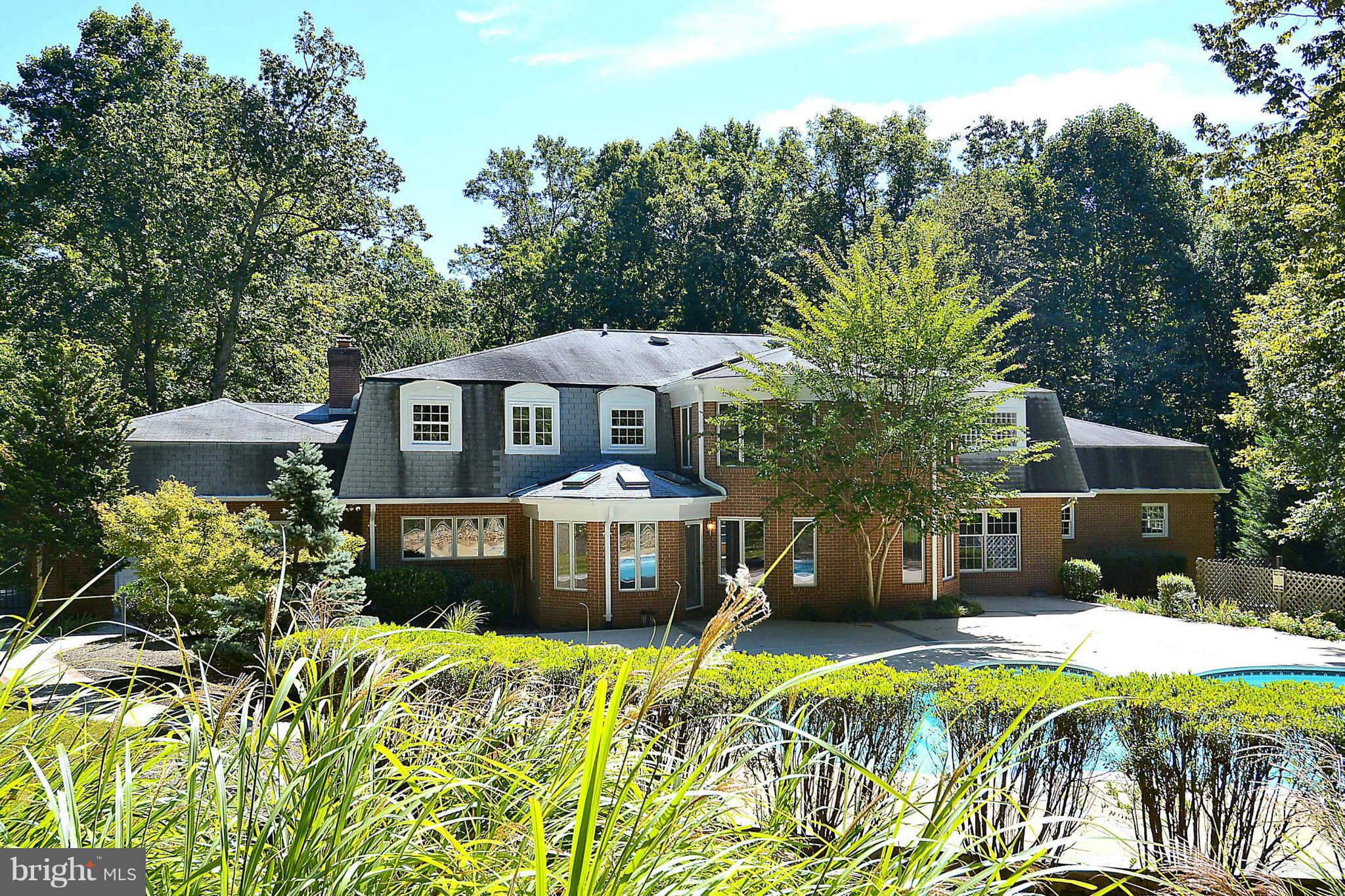 720 Clear Spring Road Great Falls, VA 22066 - Photo 27 of 30 Exterior (Rear)