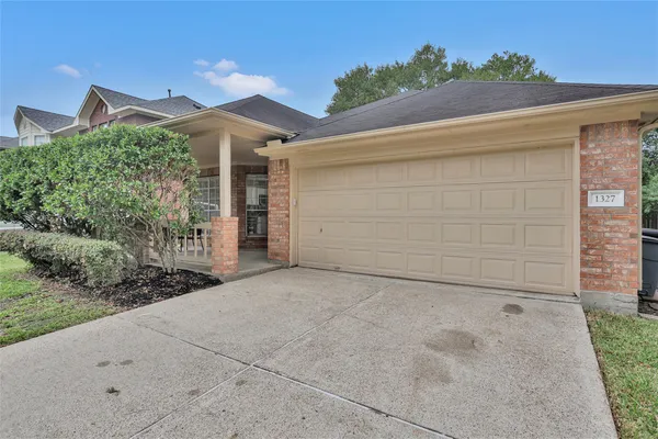 $289,900 | 1327 Coppercrest Drive, Spring, TX 77386