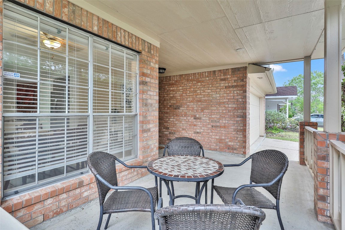 1327 Coppercrest Drive Spring, TX 77386 - Photo 8 of 29