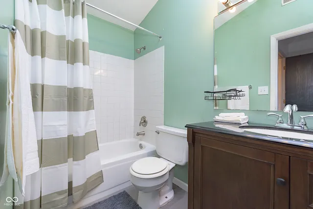 $1,625 | 4351 Village Pkwy Circle West, Unit 9, Indianapolis, IN 46254