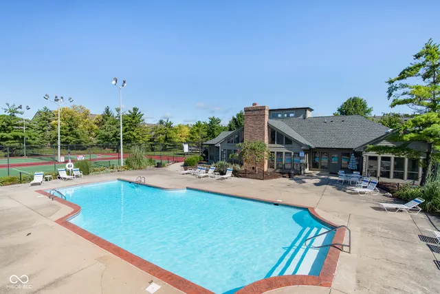 $1,625 | 4351 Village Pkwy Circle West, Unit 9, Indianapolis, IN 46254