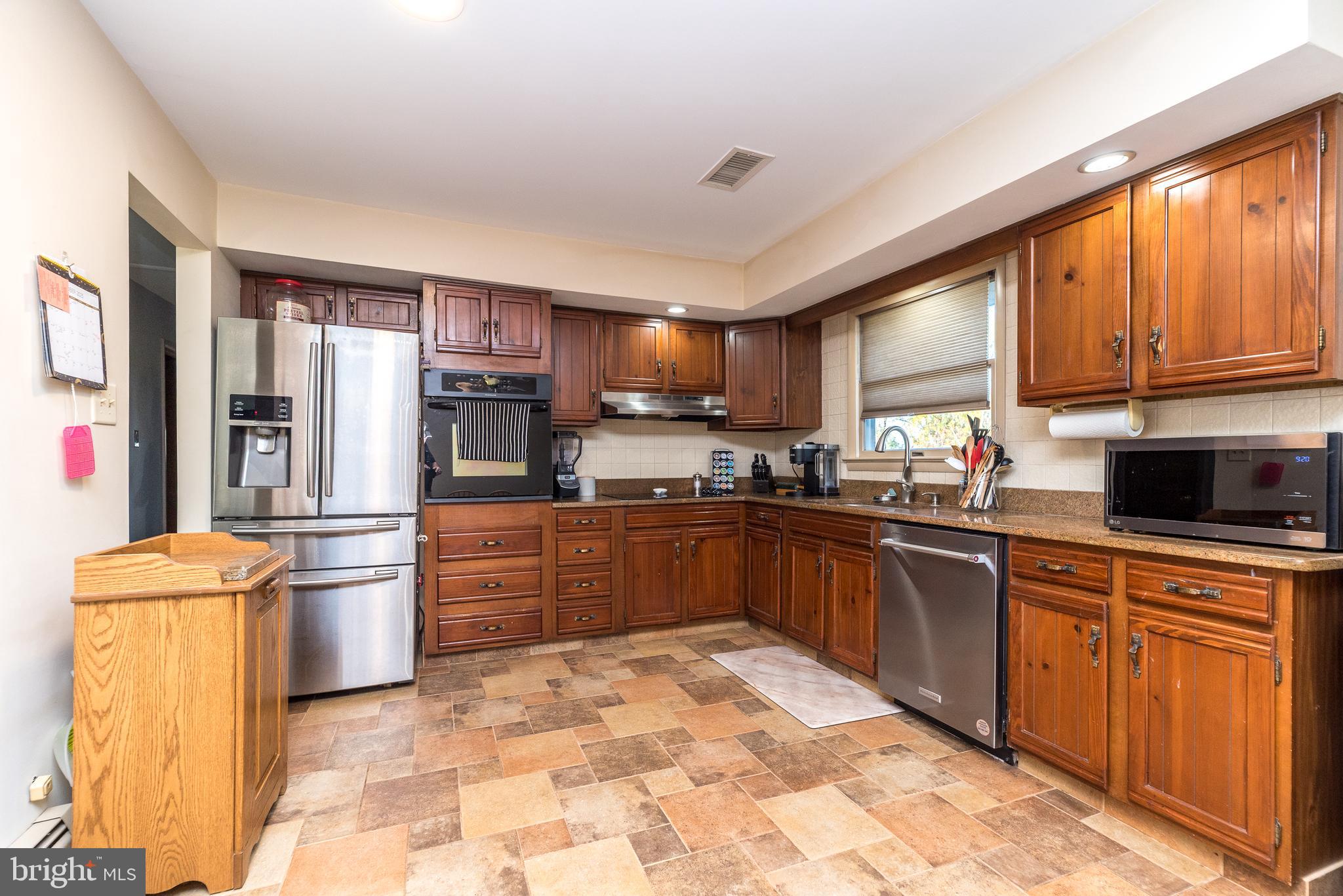 3021 Finland Road Pennsburg, PA 18073 - Photo 15 of 50 Gallery Image 15