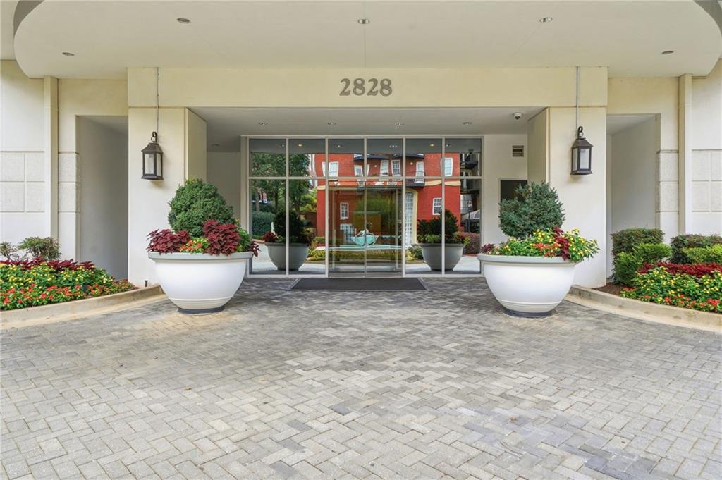 2828 Peachtree Road Northwest, Unit 801 Atlanta, GA 30305 - Photo 2 of 61