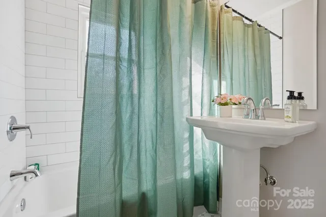 $225,000 | 412 Ridge Street, Stanley, NC 28164